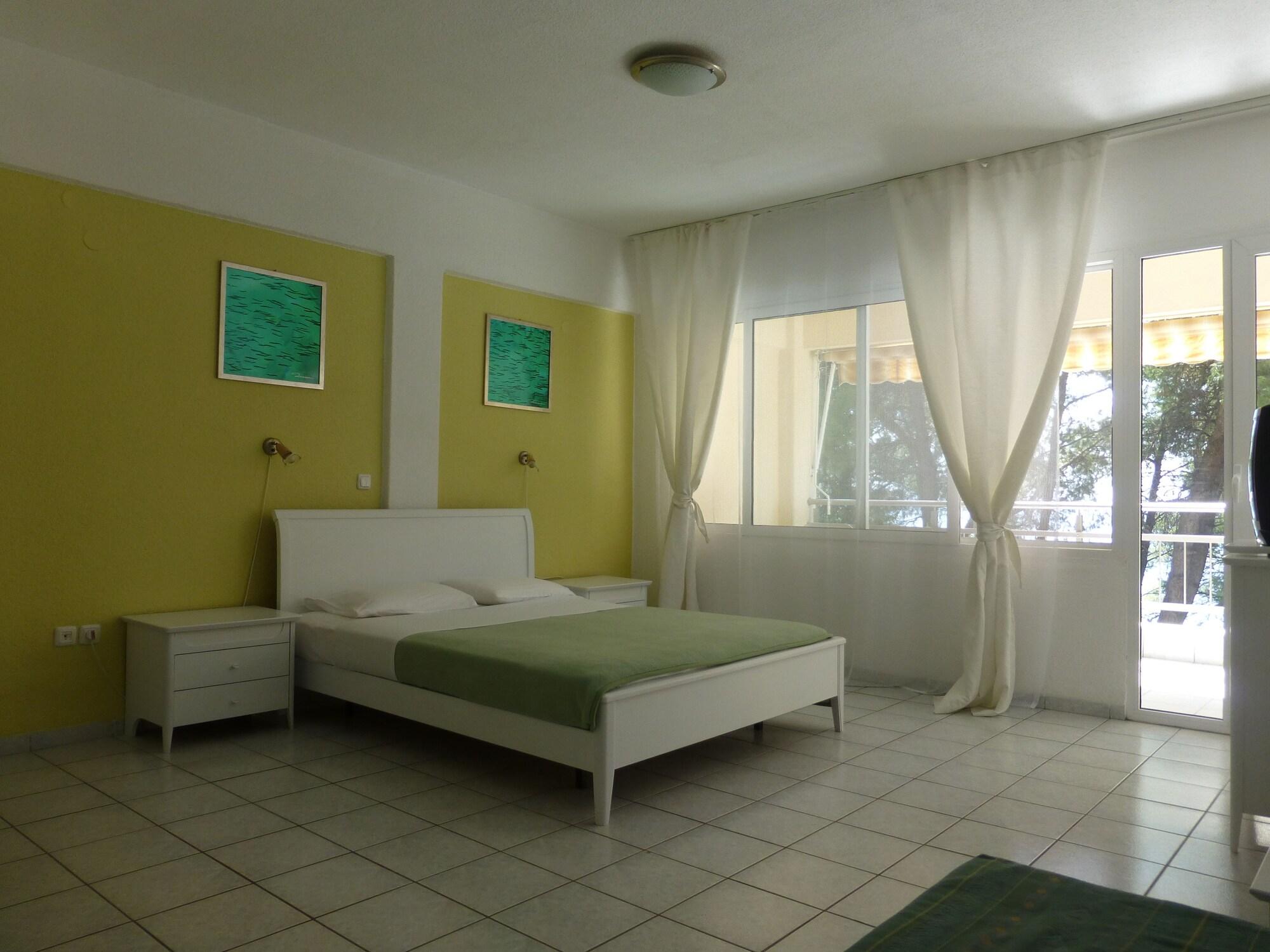 Dryades Hotel Siviri Exterior photo