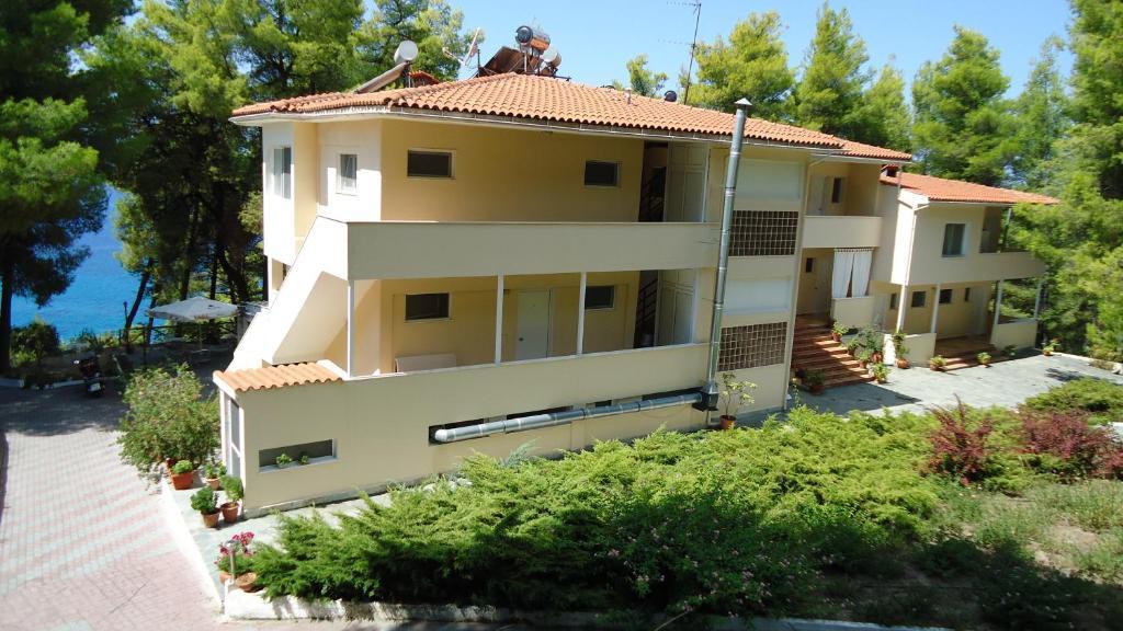 Dryades Hotel Siviri Exterior photo