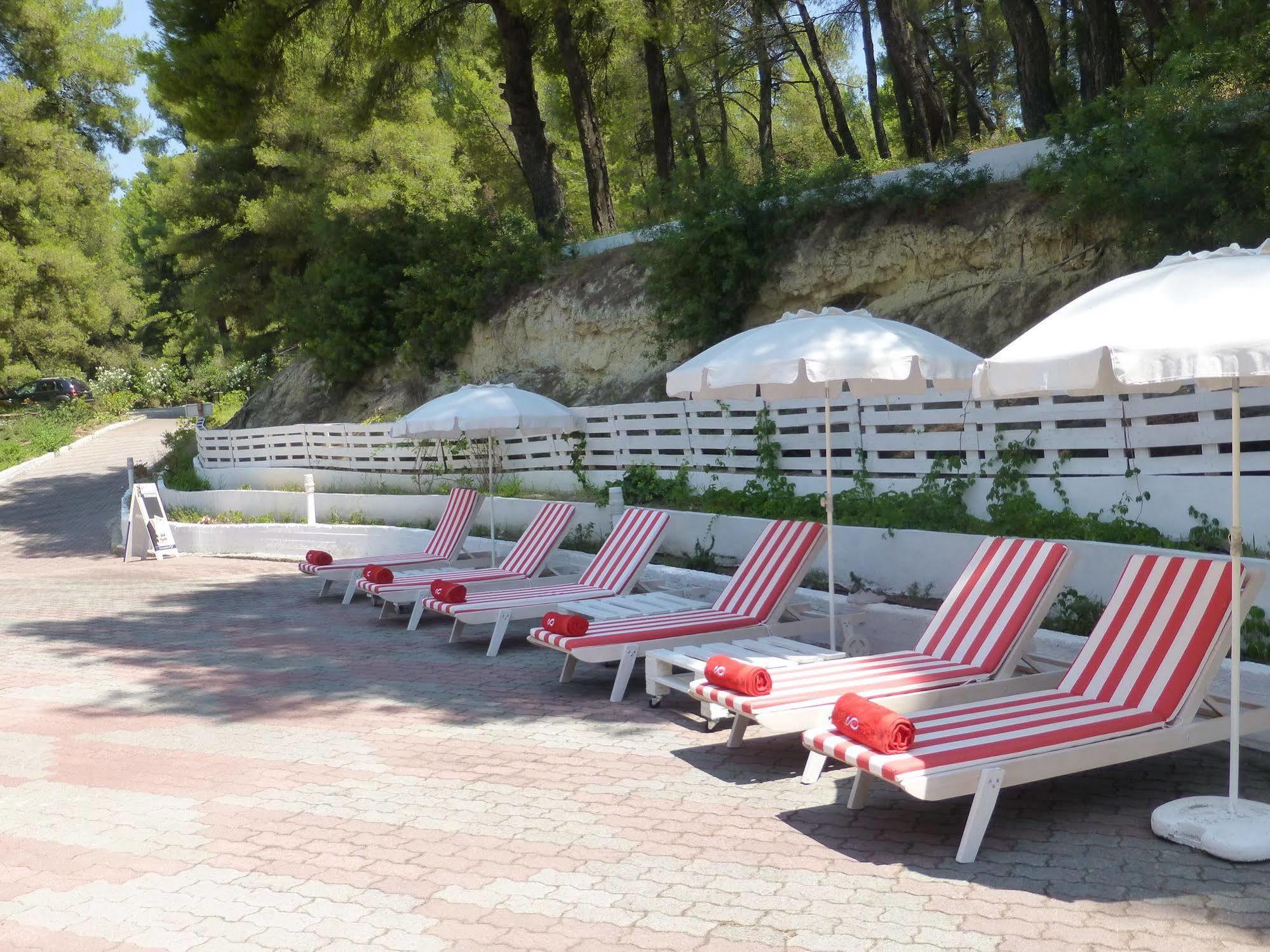 Dryades Hotel Siviri Exterior photo