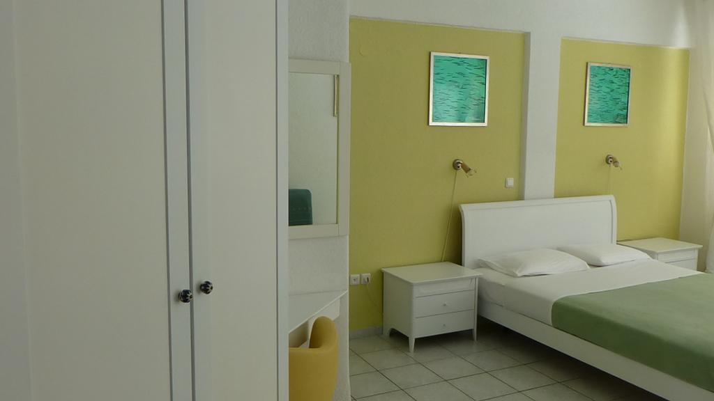 Dryades Hotel Siviri Exterior photo