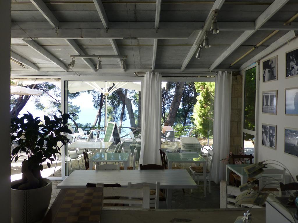 Dryades Hotel Siviri Exterior photo